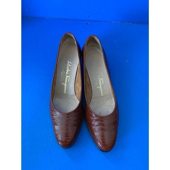 Salvatore Ferragamo Italy Women's Sz  6 2A Brown Suede Slip-on Wedges Shoes - Picture 4 of 6